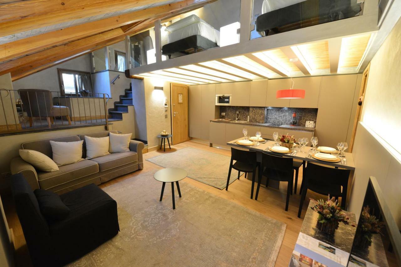 Le Reve Charmant Apartments - Via Sant'Orso,2 Aosta Zewnętrze zdjęcie